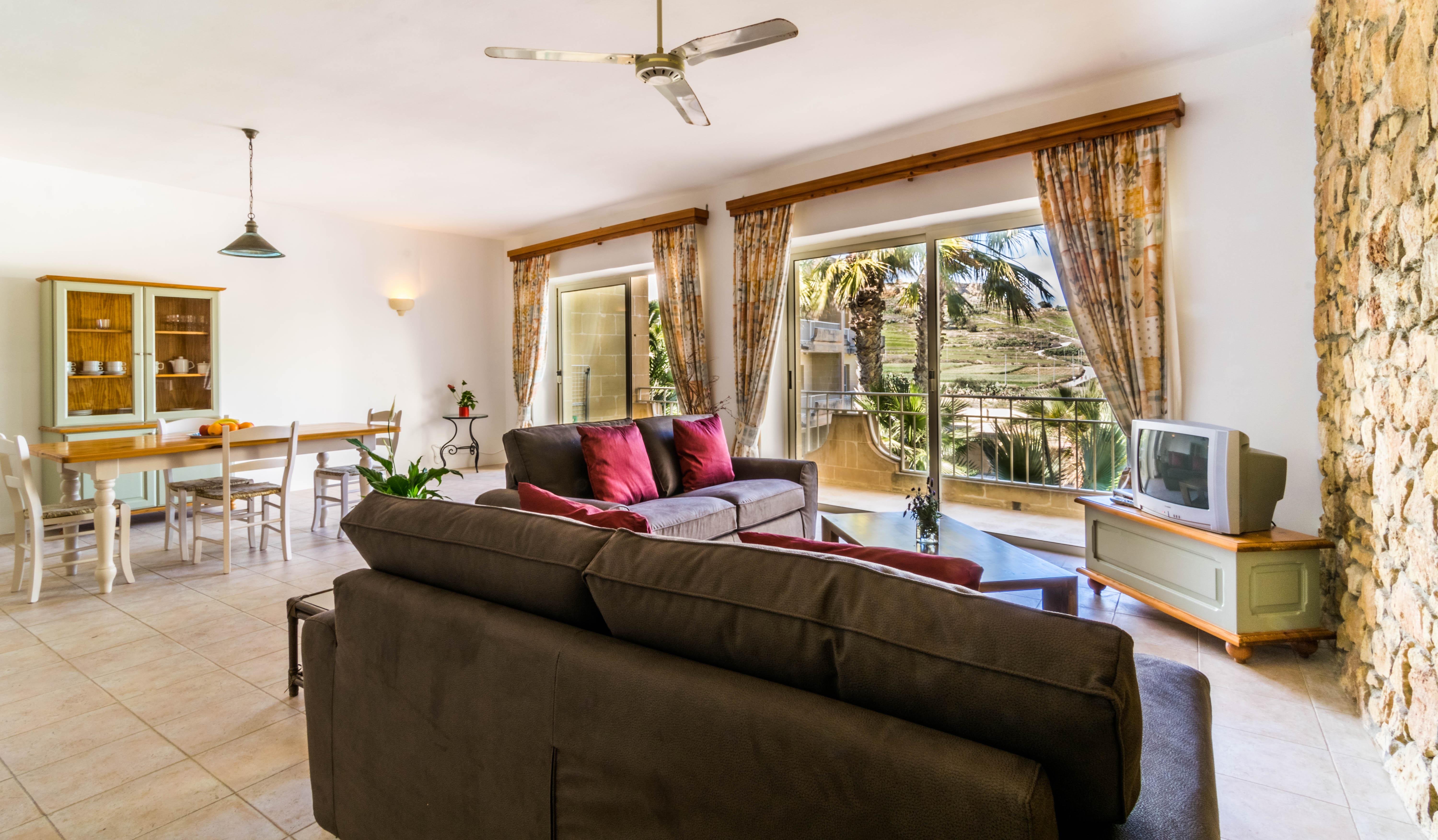Apartment Ta Frenc Apartments Ghammar Bagian luar foto
